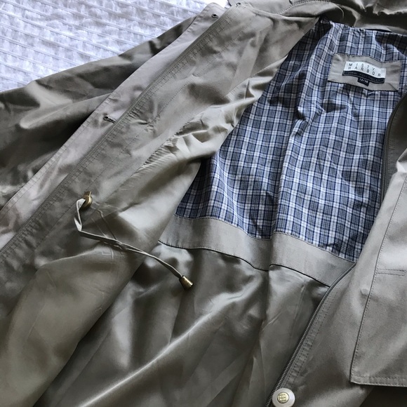 Misty Harbor Trench coat - Picture 4 of 4